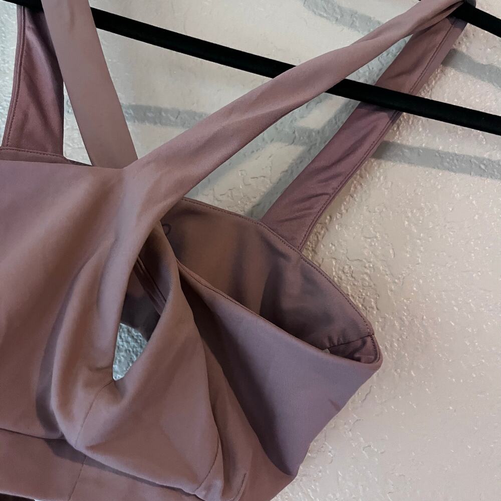 Alo Yoga Sports Bra Criss Cross Halter Opening Thick Straps Logo Workout Dusty - Picture 4 of 8